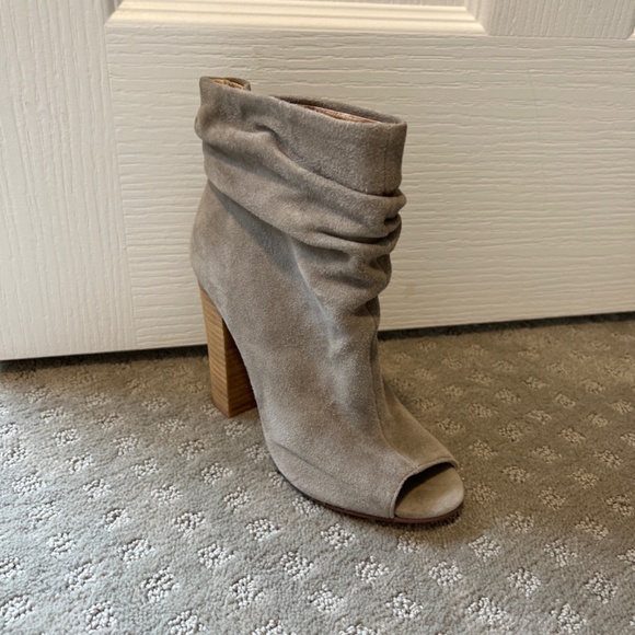High Heel Scrunch Suede Ankle Booties - Picture 3 of 5